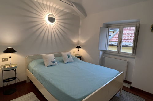 Foto 4 - Appartamento con 2 camere da letto a Noli con vista mare