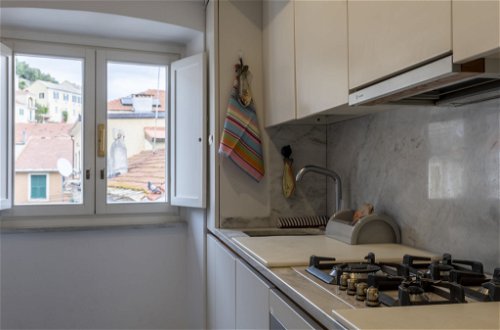 Foto 14 - Apartamento de 2 habitaciones en Noli con vistas al mar