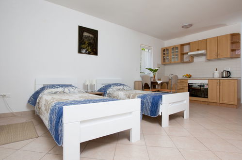 Foto 9 - Apartamento en Opatija con terraza y vistas al mar