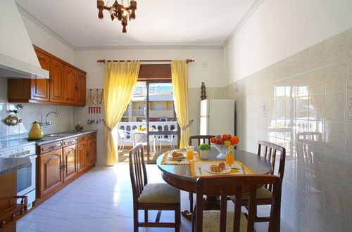 Photo 6 - 2 bedroom Apartment in Albufeira with terrace and sea view