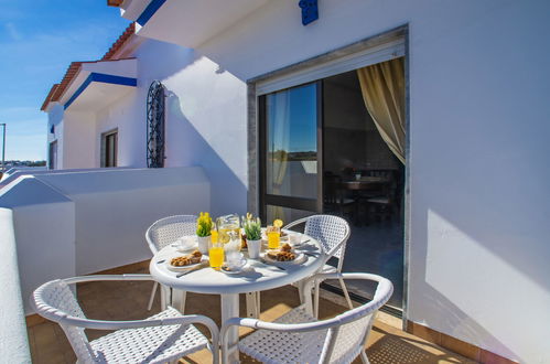 Photo 21 - 2 bedroom Apartment in Albufeira with terrace and sea view