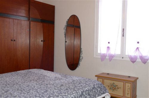 Foto 14 - Appartamento con 2 camere da letto a Bordighera con vista mare