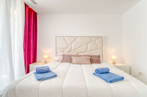 Photo 17 - 4 bedroom House in Castelló d'Empúries with private pool and garden