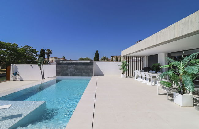 5 bedroom House in Castelló d'Empúries with private pool and garden - Photo 37