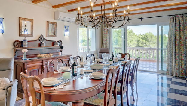 5 bedroom House in Jávea with private pool and garden - Photo 5
