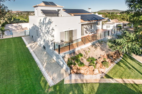 Foto 2 - Casa de 4 quartos em Loulé com piscina privada e vistas do mar