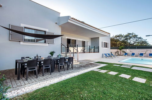 Foto 20 - Casa de 4 habitaciones en Loulé con piscina privada y jardín