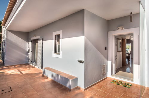 Foto 41 - Casa con 4 camere da letto a Loulé con piscina privata e vista mare