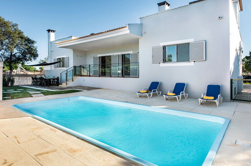 Foto 2 - Casa de 4 habitaciones en Loulé con piscina privada y jardín