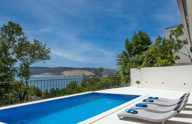 Casa de 4 quartos em Crikvenica com piscina privada e terraço - Foto 1
