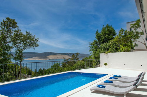 Photo 1 - Maison de 3 chambres à Crikvenica avec piscine privée et terrasse