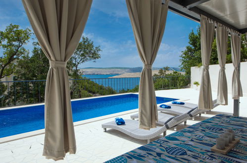 Foto 32 - Casa de 3 habitaciones en Crikvenica con piscina privada y terraza
