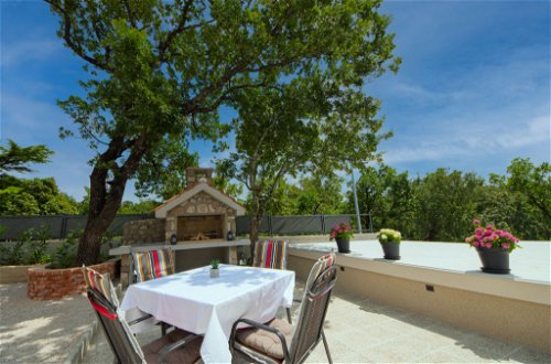 Photo 34 - Maison de 3 chambres à Crikvenica avec piscine privée et terrasse