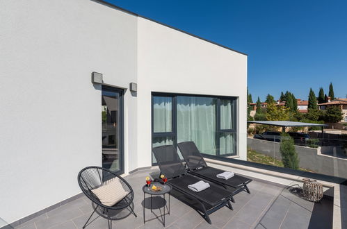 Photo 30 - Maison de 4 chambres à Tar-Vabriga avec piscine privée et terrasse