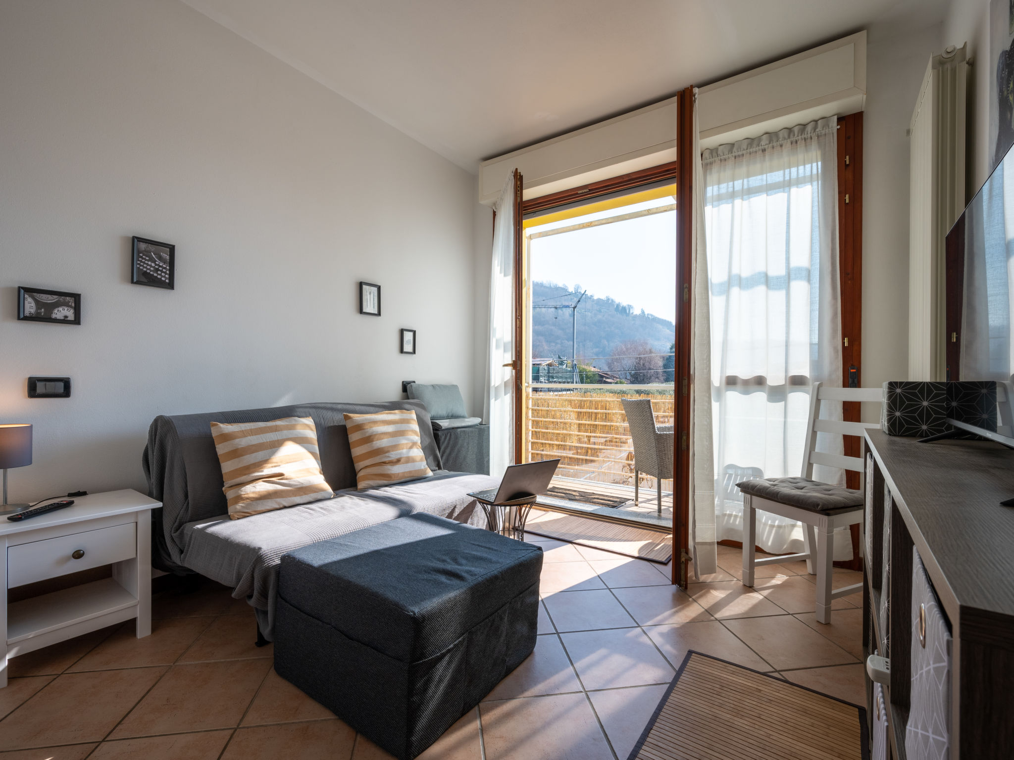 Foto 4 - Appartamento con 1 camera da letto a Pettenasco con piscina e vista sulle montagne