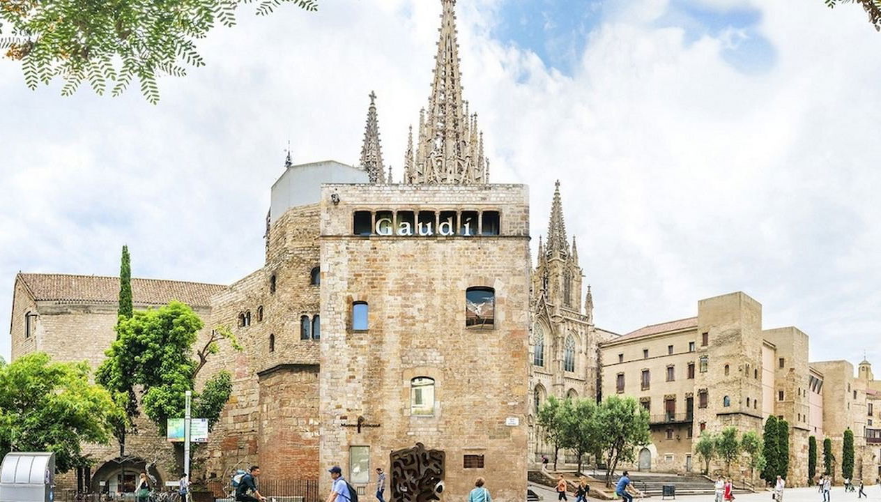 Visita a la exposición Walking with Gaudí - Gaudí Exhibition Center,Barcelona. - Foto 1