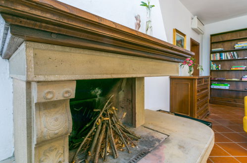 Photo 8 - Maison de 6 chambres à Casale Marittimo avec piscine privée et vues à la mer