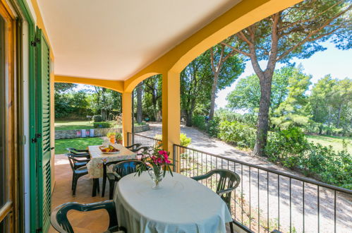 Photo 4 - Maison de 6 chambres à Casale Marittimo avec piscine privée et vues à la mer