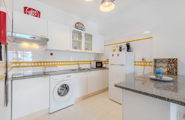 Apartamento de 2 quartos em Lagoa com piscina e terraço - Foto 11