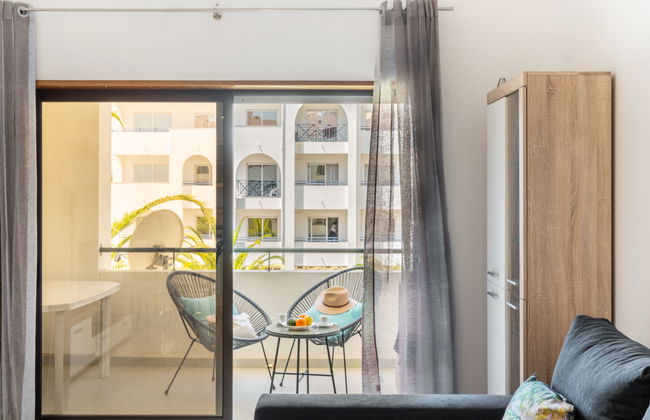 Apartamento de 2 quartos em Lagoa com piscina e terraço - Foto 15
