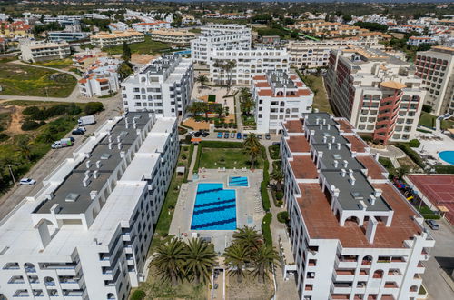 Photo 18 - Appartement de 1 chambre à Lagoa avec piscine et terrasse
