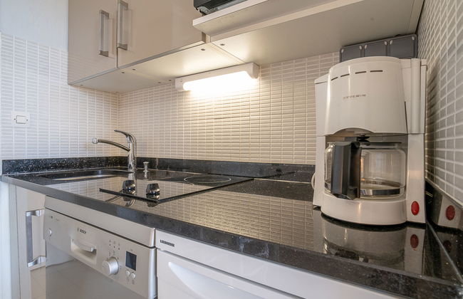 Apartamento de 1 quarto em Saint-Raphaël com piscina e jardim - Foto 10