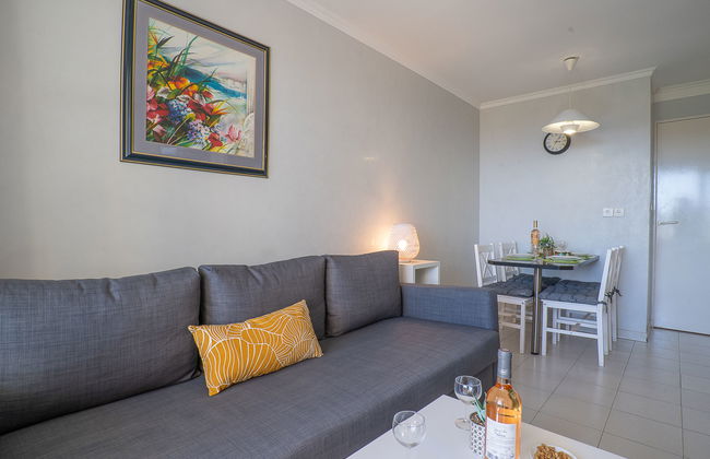Apartamento de 1 quarto em Saint-Raphaël com piscina e jardim - Foto 8