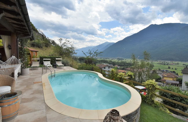Apartamento de 3 quartos em Ardenno com piscina e jardim - Foto 42