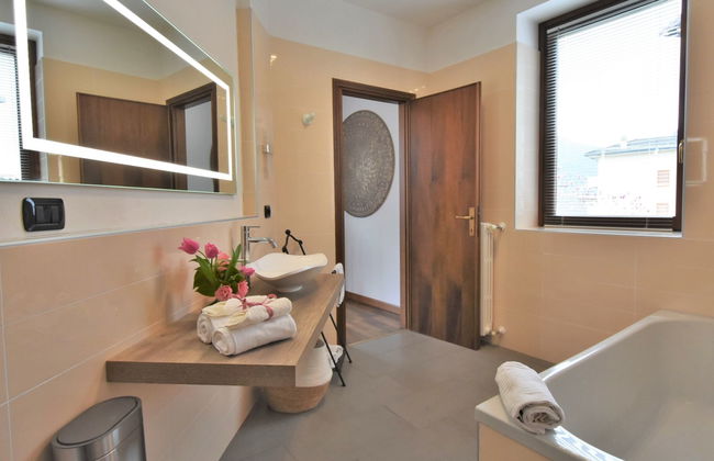 Apartamento de 3 quartos em Ardenno com piscina e jardim - Foto 29