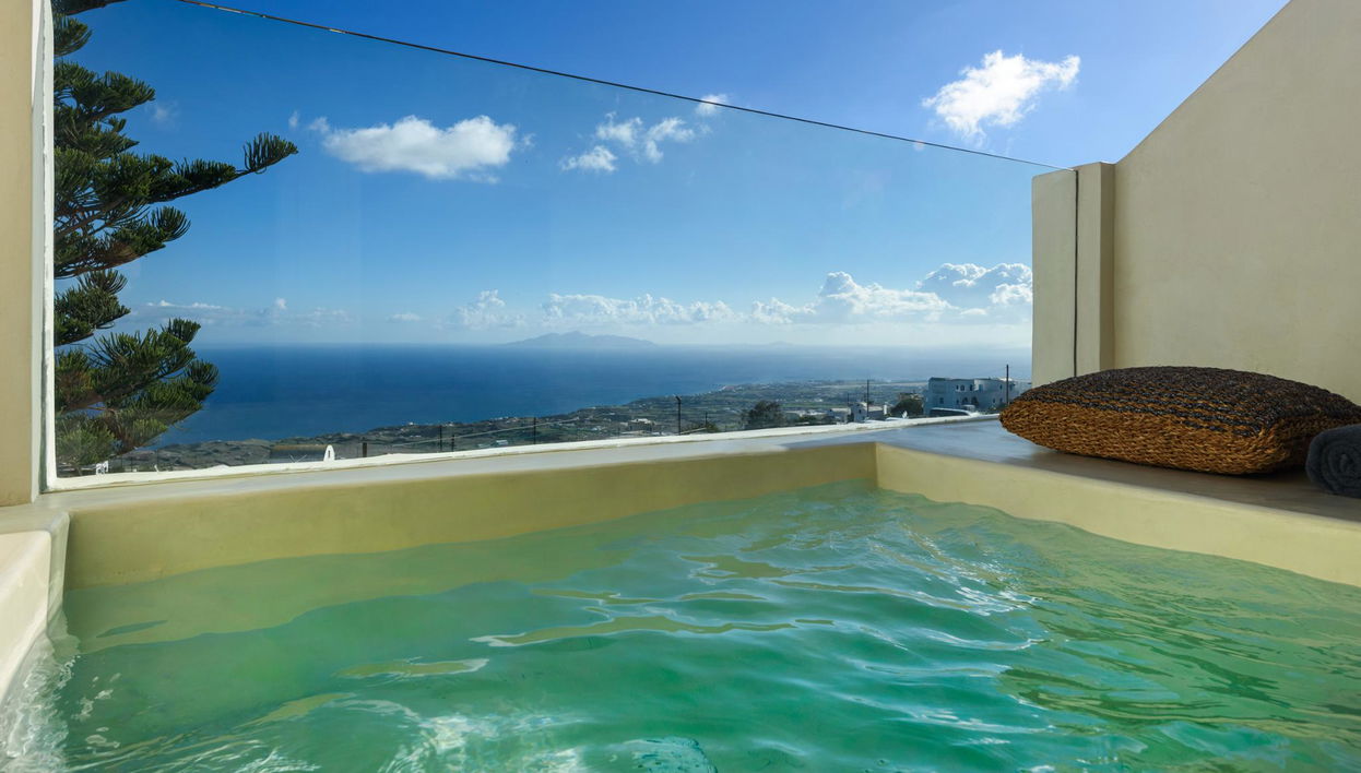 Divelia East Suites - Photo 1