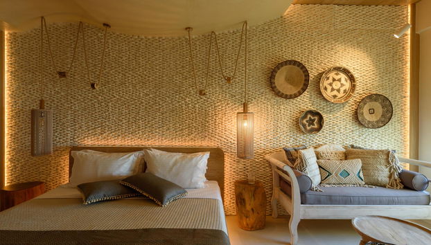 Divelia East Suites - Photo 2