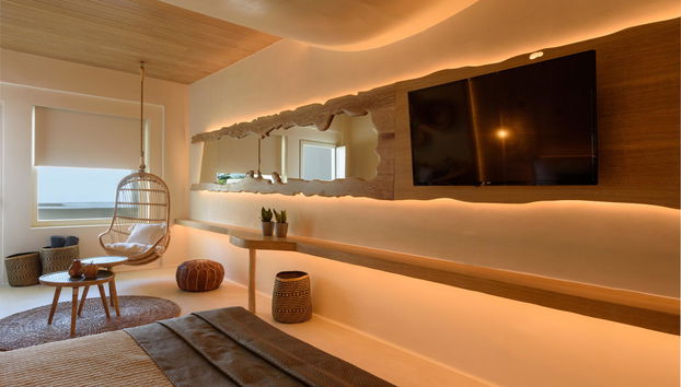 Divelia East Suites - Photo 4