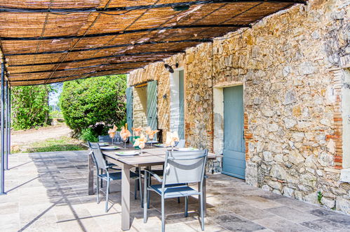 Photo 6 - Maison de 4 chambres à Besse-sur-Issole avec piscine et jardin