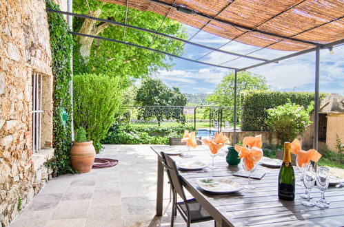 Foto 3 - Casa de 4 habitaciones en Besse-sur-Issole con piscina y jardín