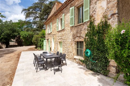 Foto 9 - Casa de 4 quartos em Besse-sur-Issole com piscina e jardim