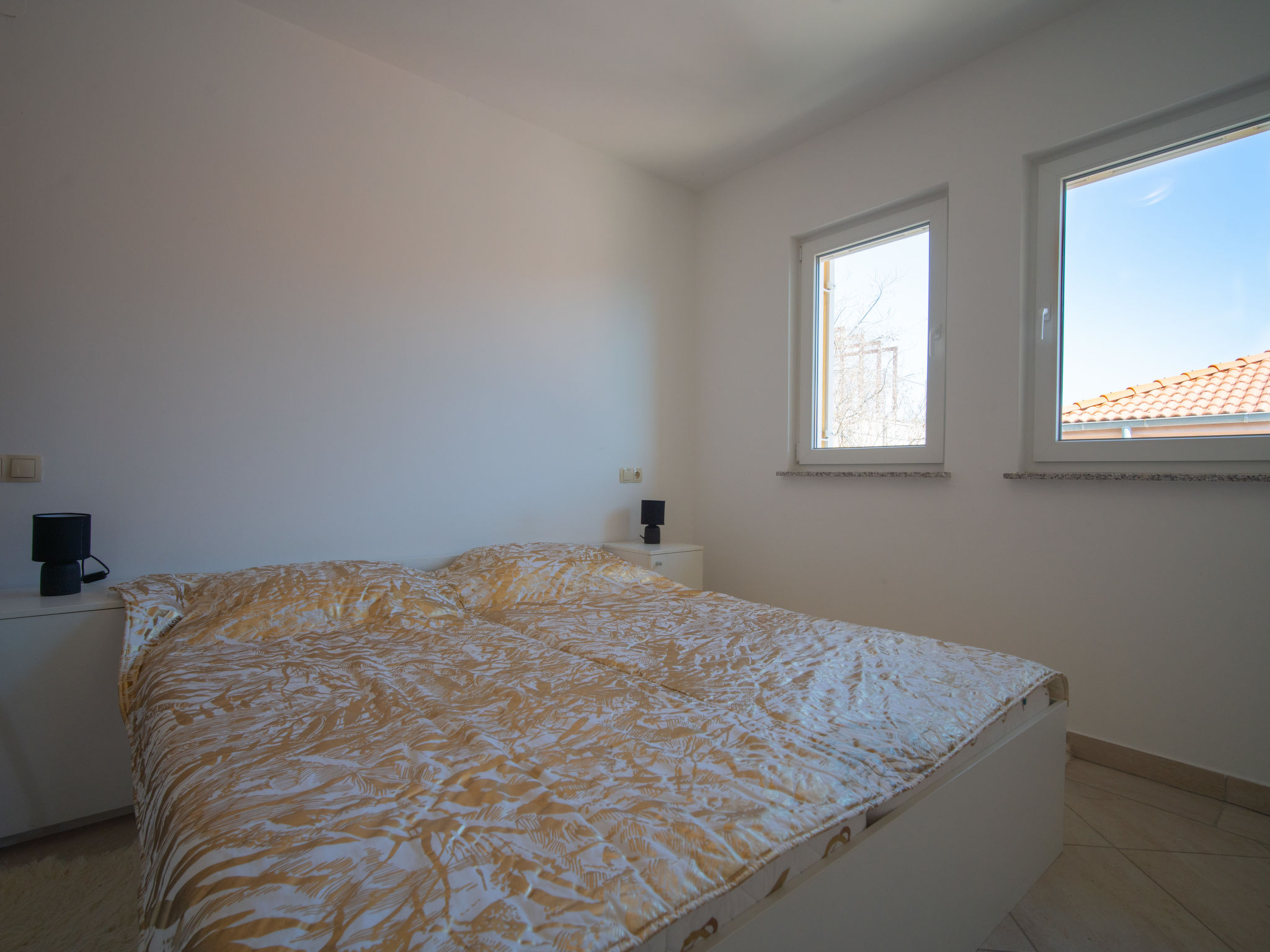 Foto 13 - Appartamento con 1 camera da letto a Vrbnik con vista mare