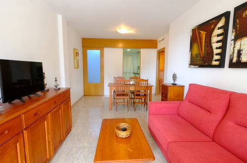 Photo 2 - 2 bedroom Apartment in Alcanar with swimming pool and garden