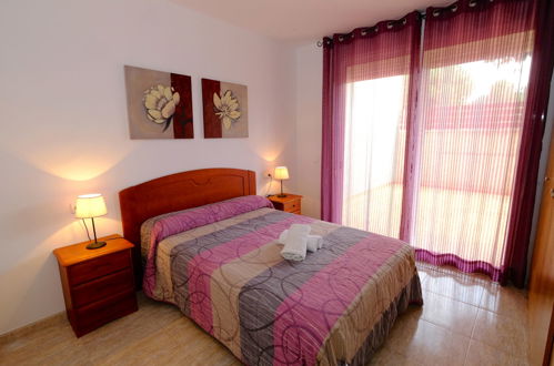 Foto 4 - Appartamento con 2 camere da letto a Alcanar con piscina e vista mare