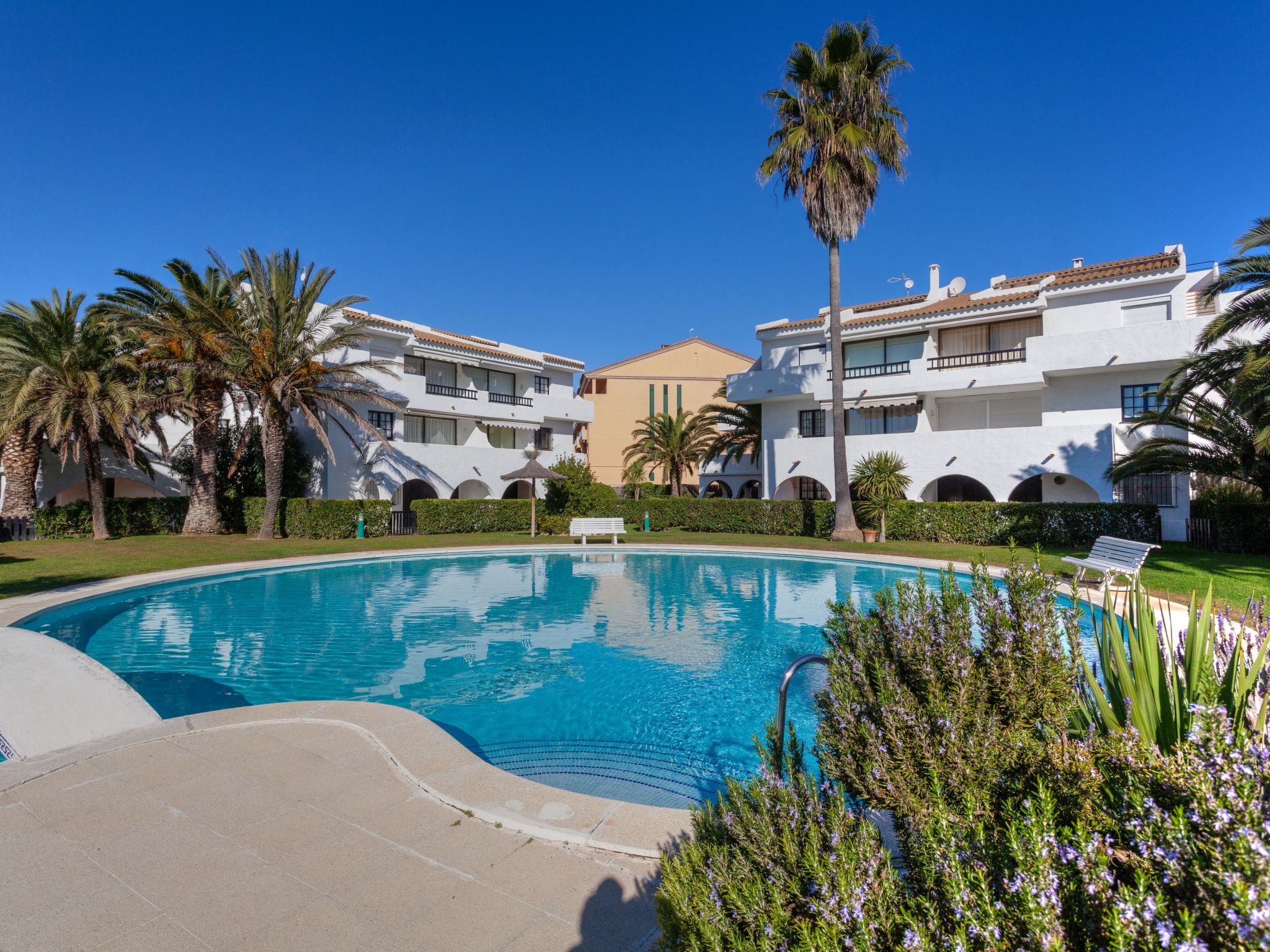 Photo 1 - Appartement de 2 chambres à Pals avec piscine et vues à la mer