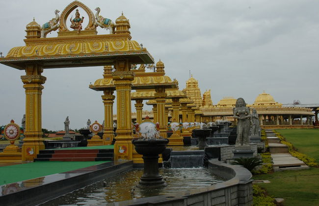 Excursión al Golden Temple of Sripuram en Vellore - Tour privado - Foto 2