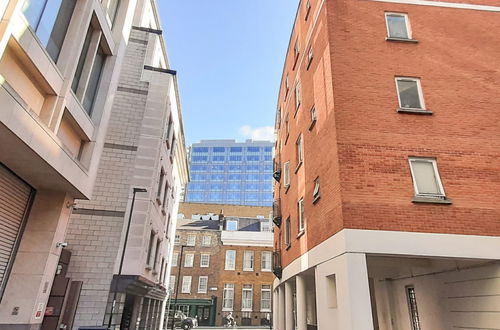 Foto 18 - Appartamento con 1 camera da letto a Londra