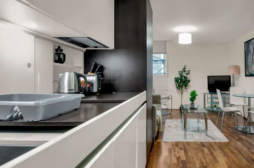 Foto 7 - Apartamento de 1 quarto em Londres