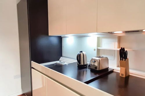 Foto 9 - Apartamento de 1 quarto em Londres
