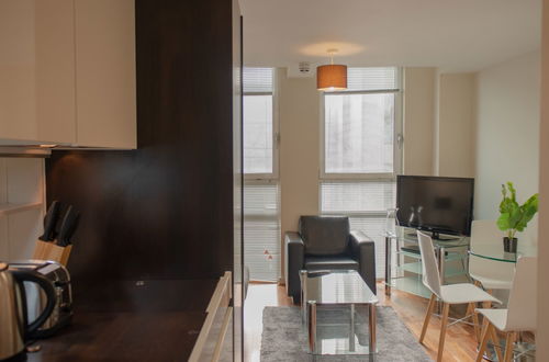Foto 8 - Appartamento con 1 camera da letto a Londra