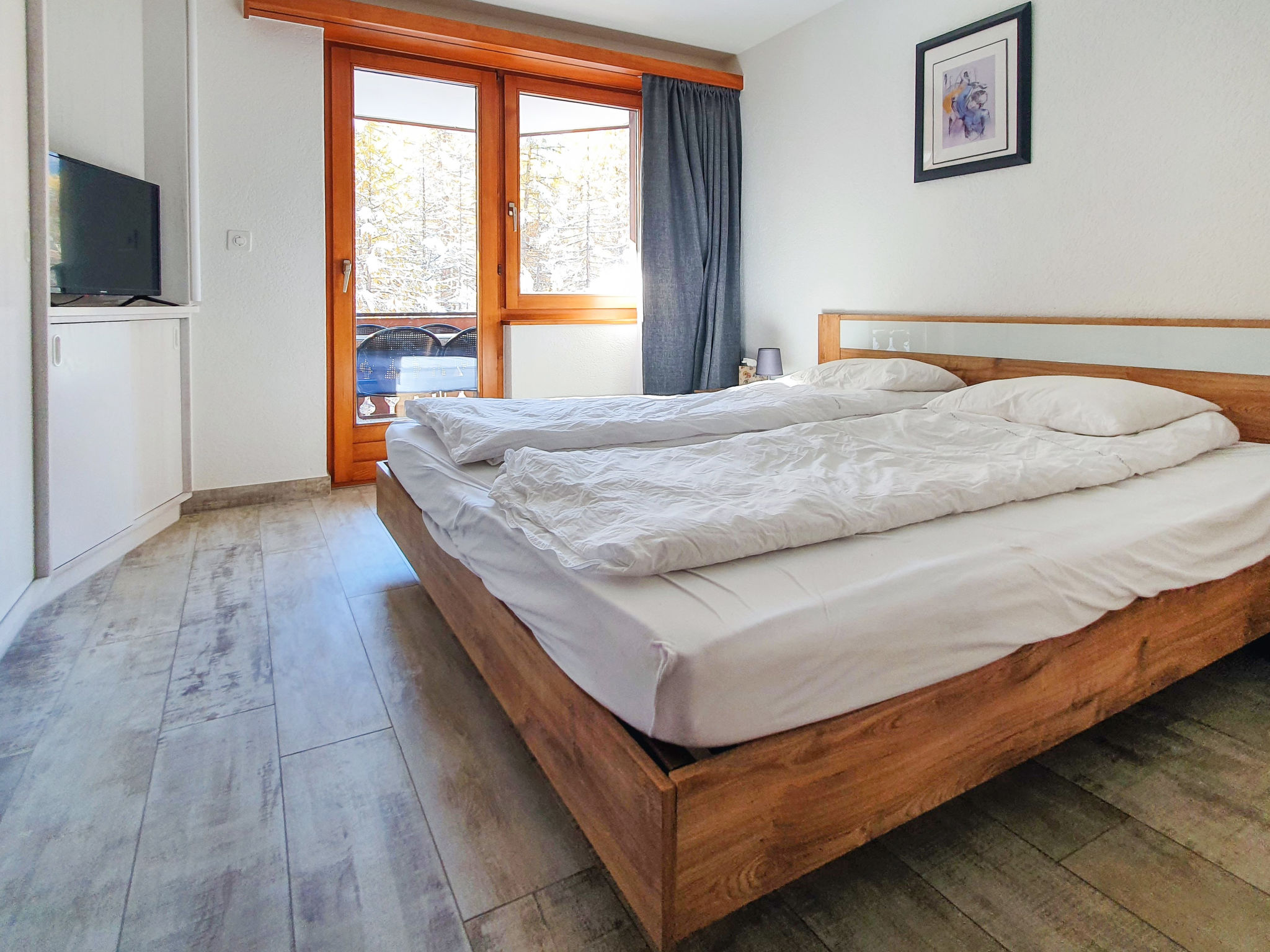 Foto 5 - Appartamento con 3 camere da letto a Zermatt con vista sulle montagne