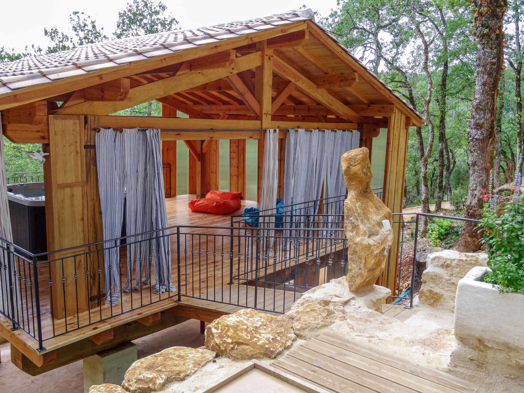 Photo 21 - Maison de 2 chambres à Blanquefort-sur-Briolance avec piscine privée et jardin