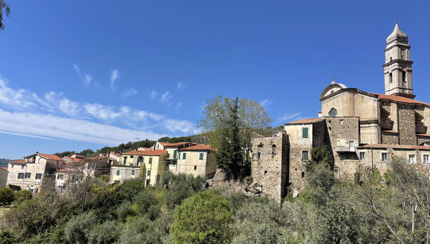 Apartamento de 1 habitación en Imperia con jardín y terraza - Foto 4