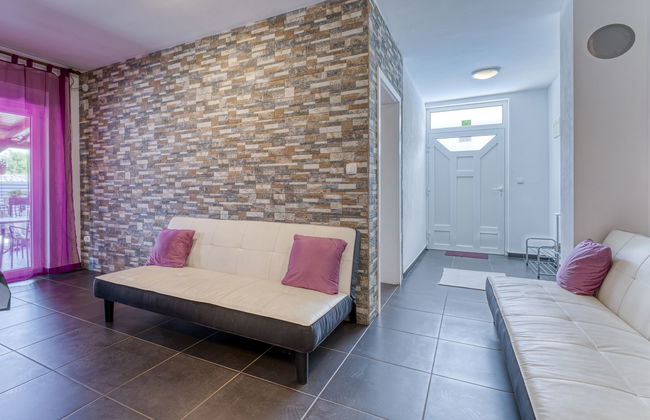 Casa de 8 quartos em Dobrinj com piscina privada e terraço - Foto 7