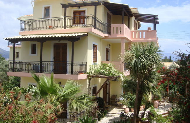 Philippos - Photo 6