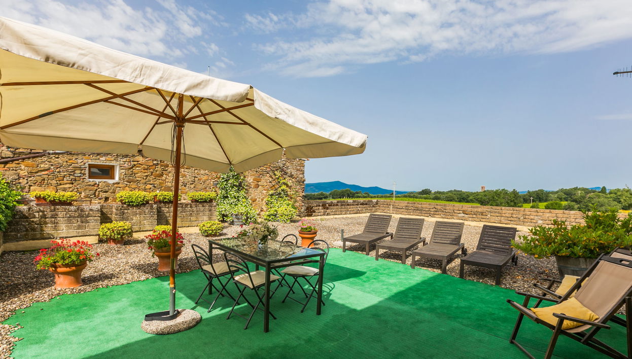 Apartamento de 2 quartos em Cinigiano com piscina e jardim - Foto 1